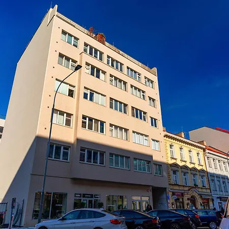 Silver Tiger Penthouse Прага