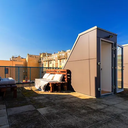 Silver Tiger Penthouse شقة